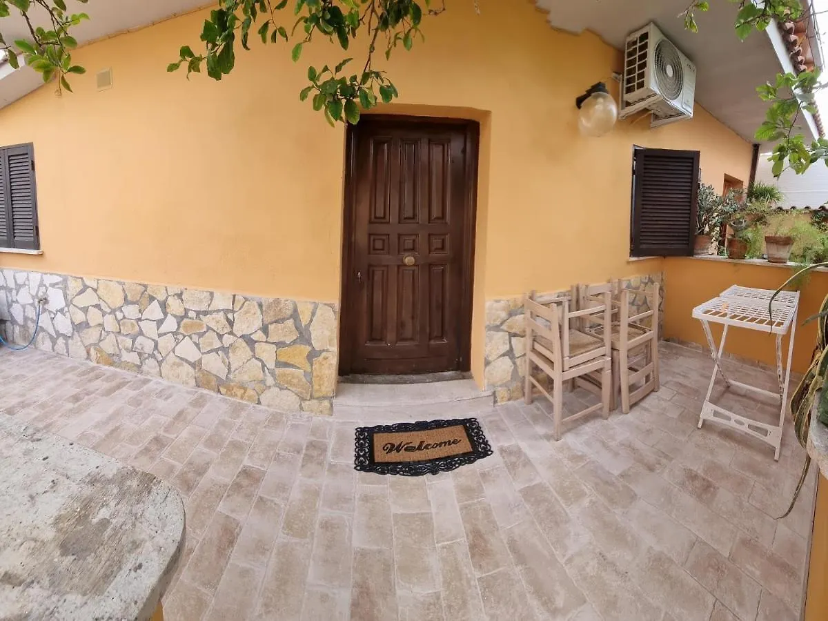Monolocale Moreno Apartment Fiumicino Italy